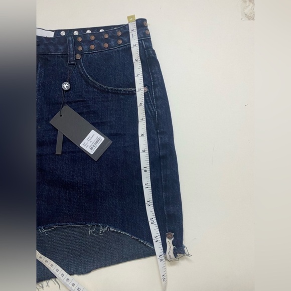 🆕One Teaspoon - Legend mom fit short - Picture 14 of 16